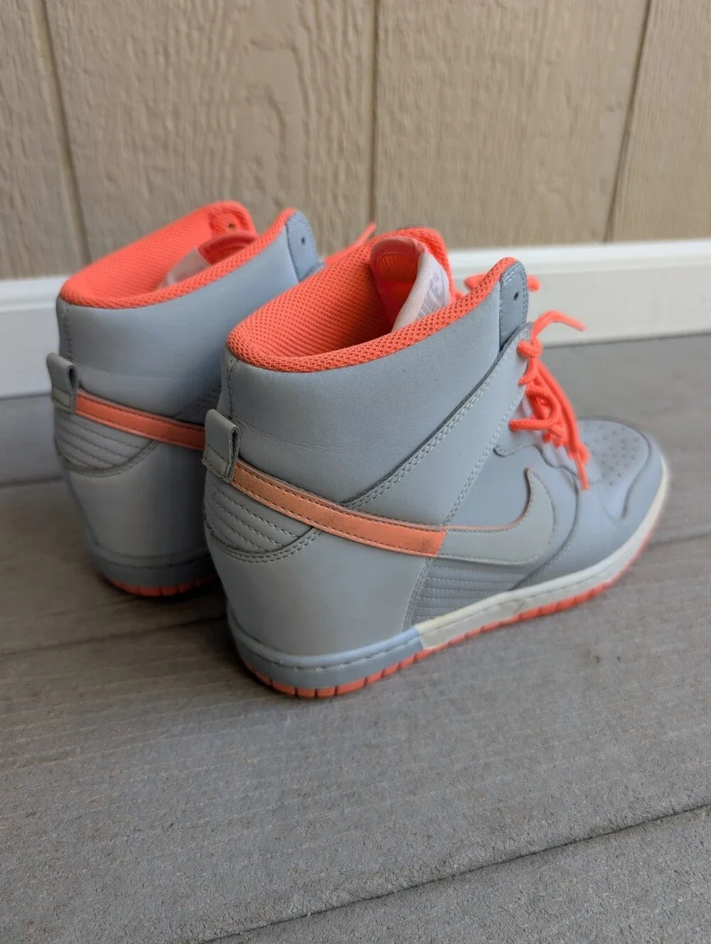 Nike Dunk Sky Hi Gray Coral